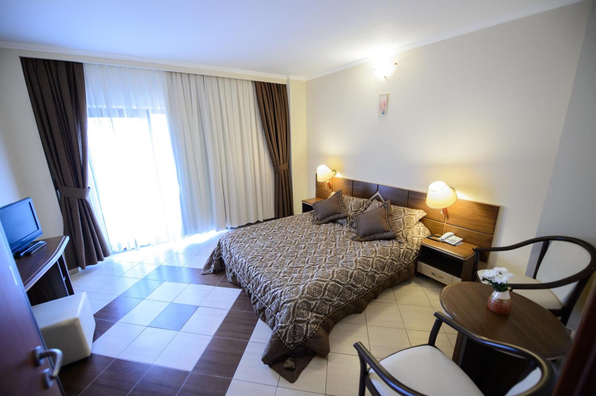 Holiday Olimp Hotel Bilik gambar