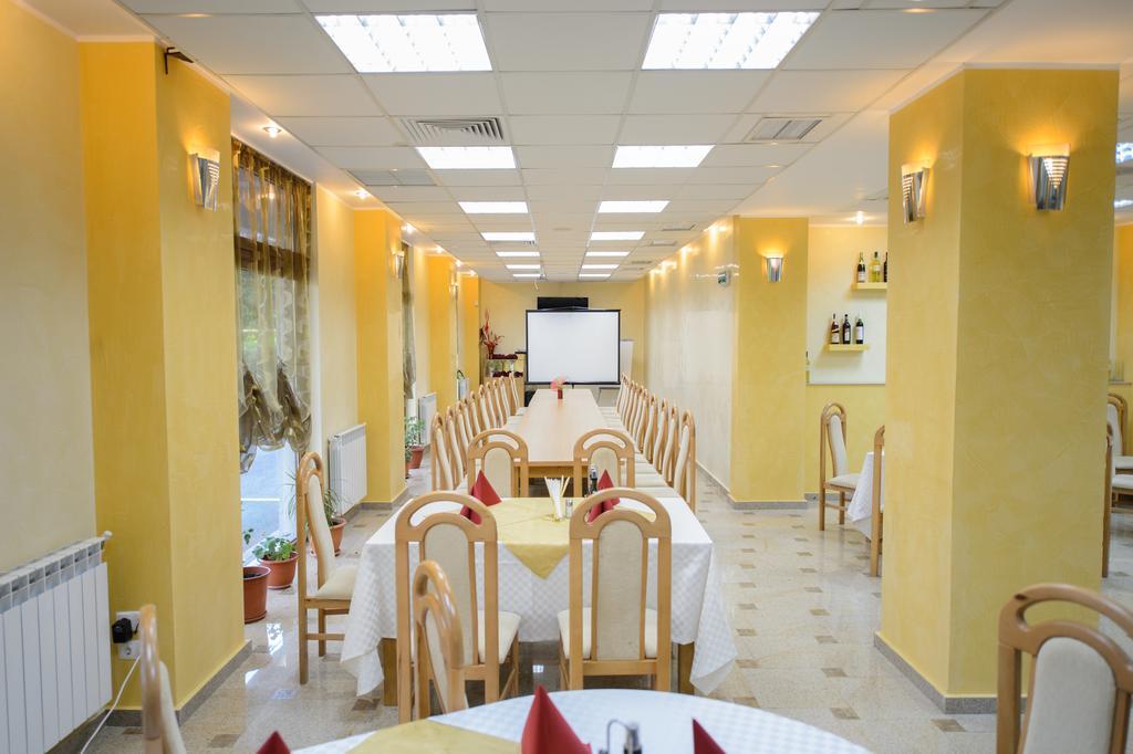 Holiday Olimp Hotel Luaran gambar